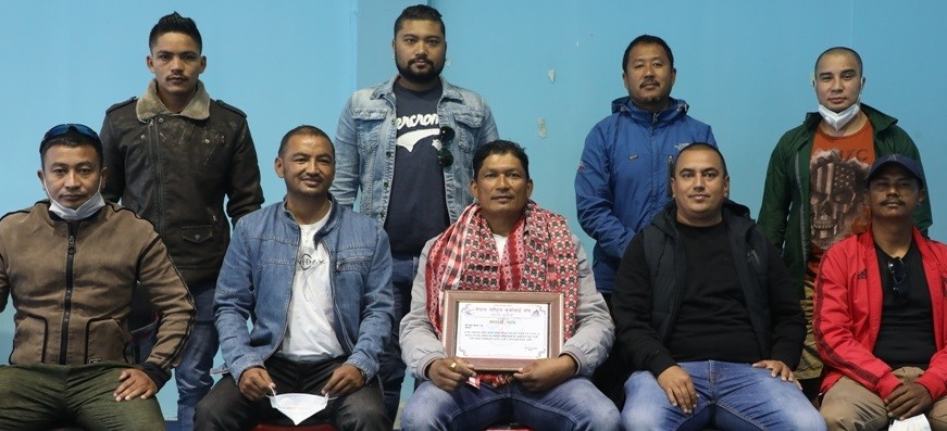 उमेश खड्कालाई मुवाथाइ संघको सम्मान