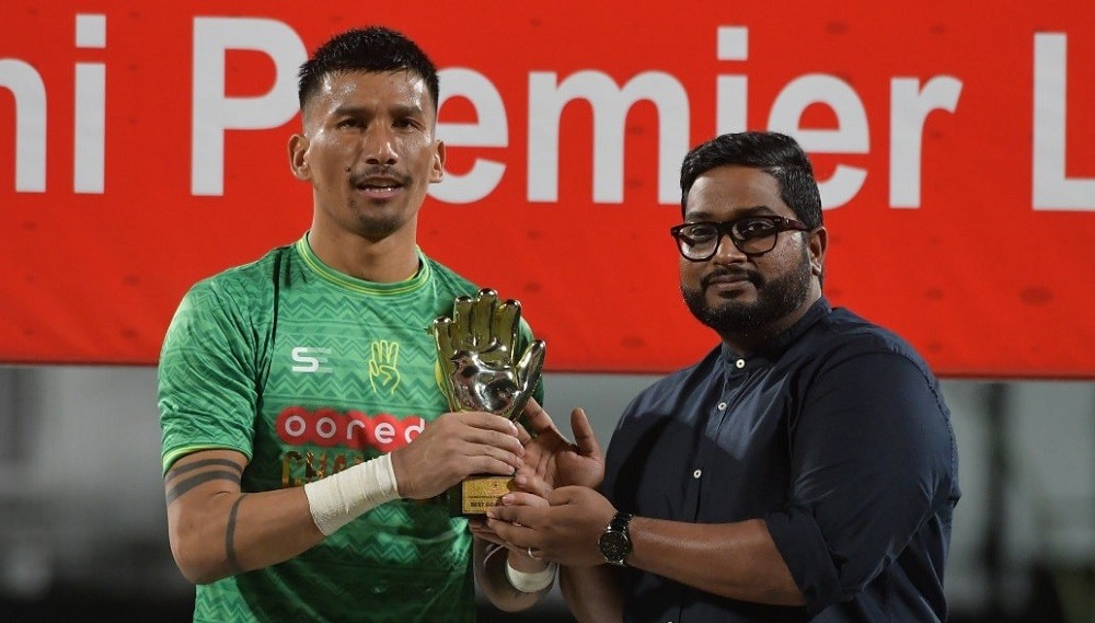 माल्दिभ्समा किरणलाई उत्कृष्ट गोलरक्षकको अवार्ड