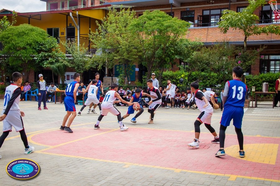 छैटाैँ एभरेष्ट इन्टर स्कुल बाँस्केटवल प्रतियोगिता सुरू