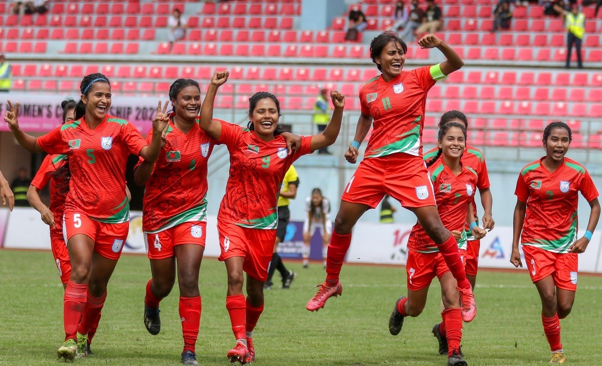 महिला साफ : बंगलादेश दोस्रोपटक फाइनलमा