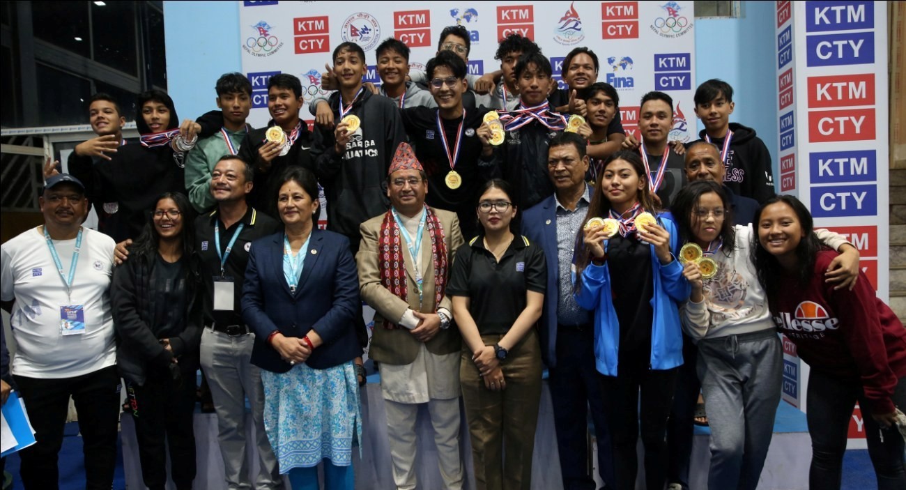 विकासलाई थप दुई स्वर्ण