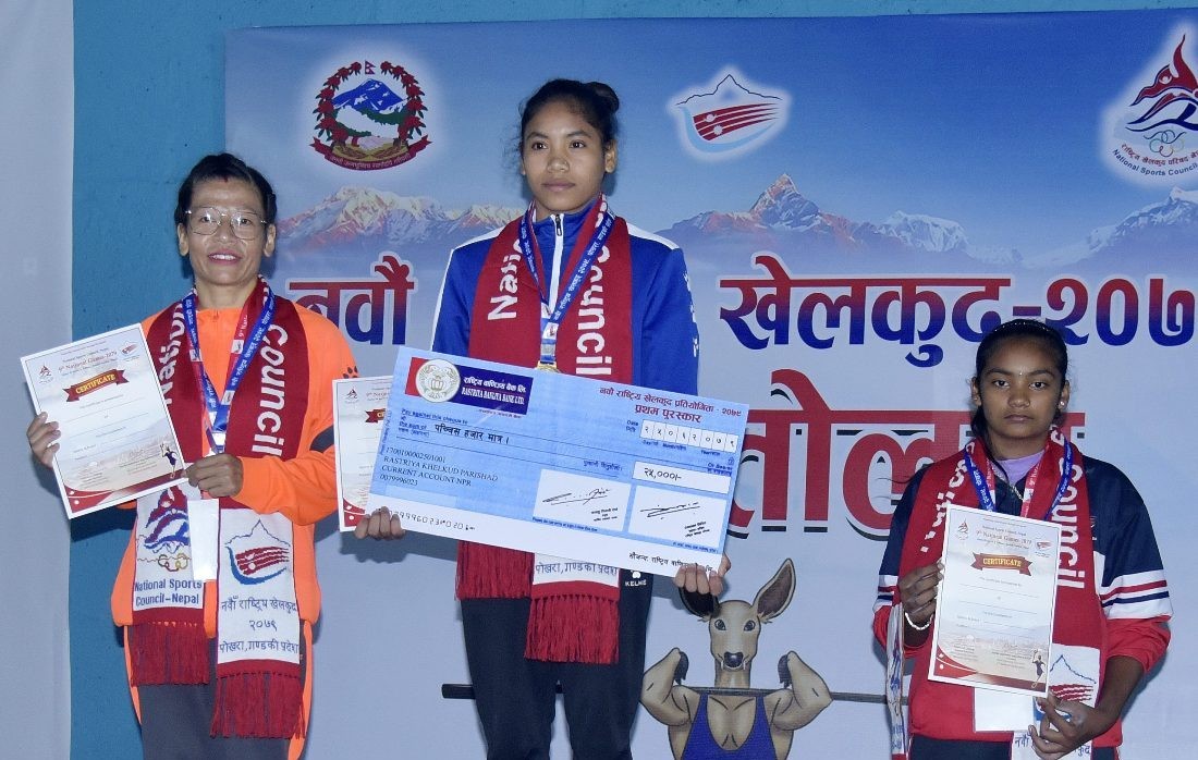 नवौं राष्ट्रिय : भारोत्तोलनमा पुलिसलाई पहिलो स्वर्ण, तुलारामद्वारा राष्ट्रिय कीर्तिमान