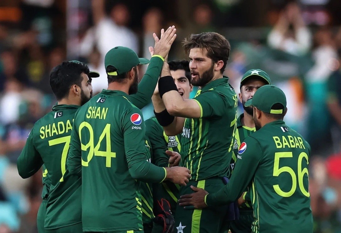 टि-२० विश्वकप : न्युजिल्याण्डलाई हराउँदै पाकिस्तान फाइनलमा