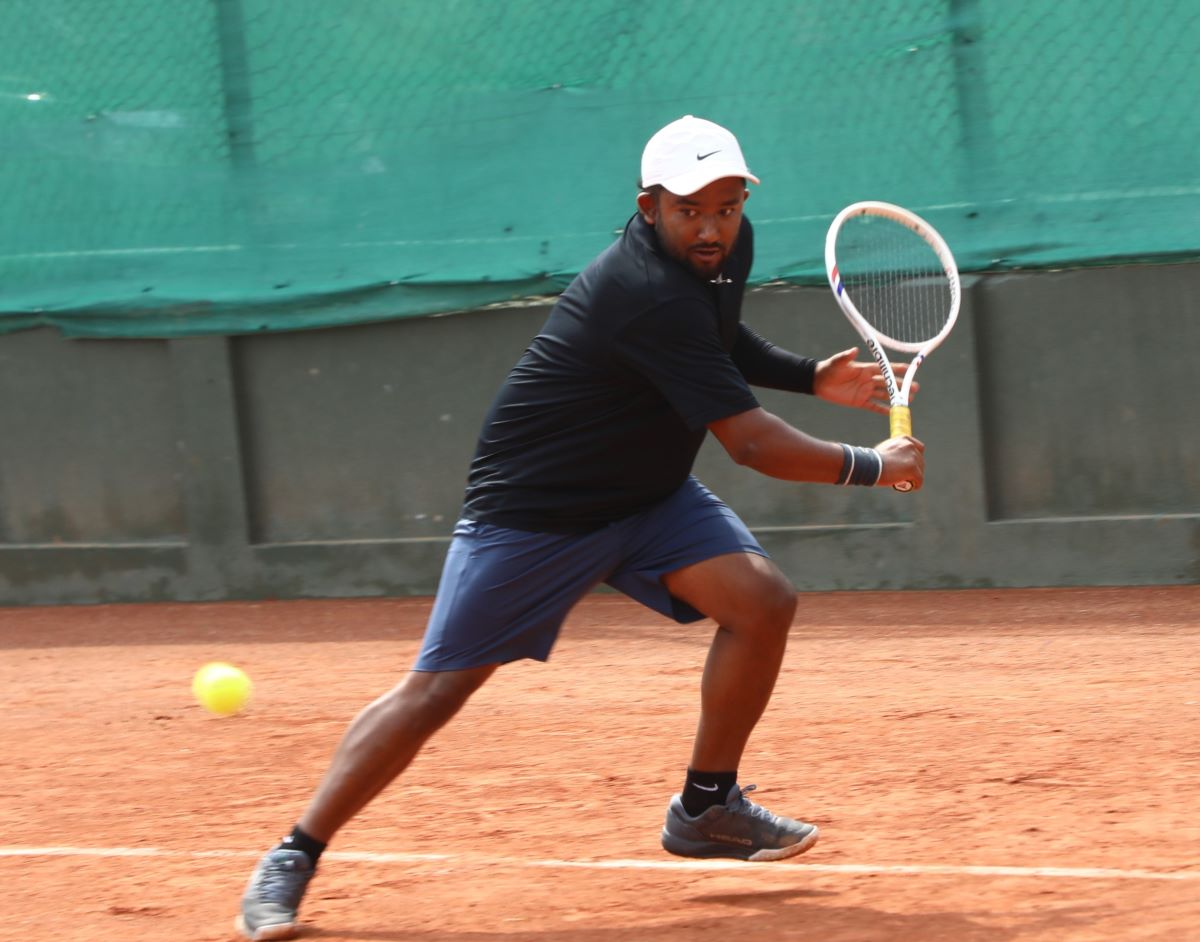 प्रदीप र आयुशमान सेमिफाइनलमा