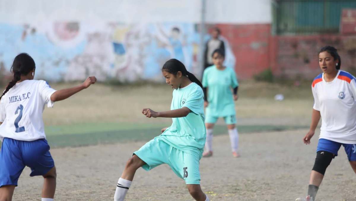 मेयर रनिङअन्तर्गत एथलेटिक्समा लालीगुराँसलाई १२ स्वर्ण