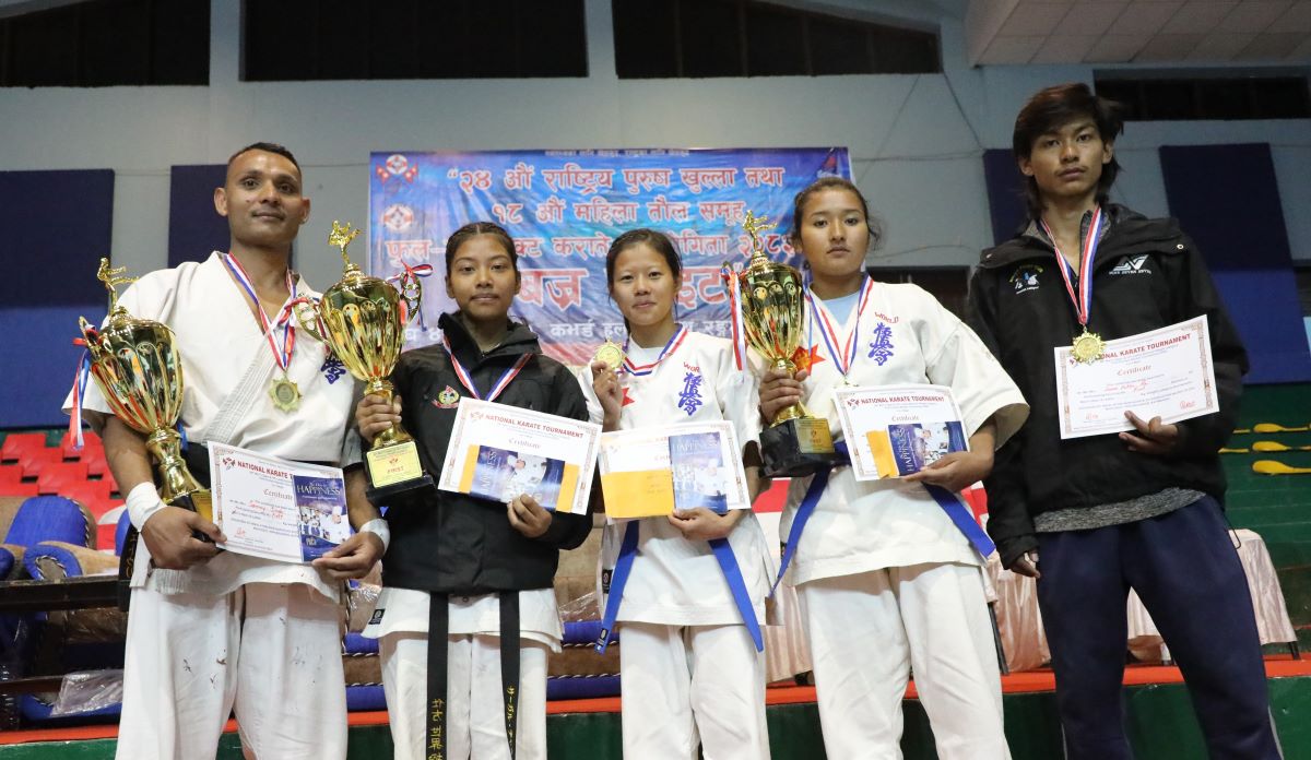 सनी, अनिशा र सपना च्याम्पियन